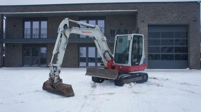 Takeuchi TB 250 Mini-pelle 26 900 €