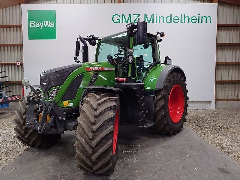 E-FARM: Fendt 724 Vario Profi - Traktor - id 8U2SSN4 - 192.857 € - Baujahr: 2024 - Abgelesene Motorstunden: 330,Motorleistung (PS): 237,Deutschland