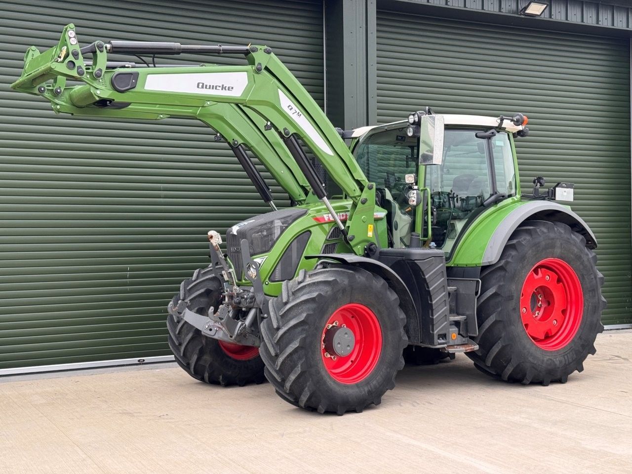 Fendt 722 Vario Traktor 166 878 €