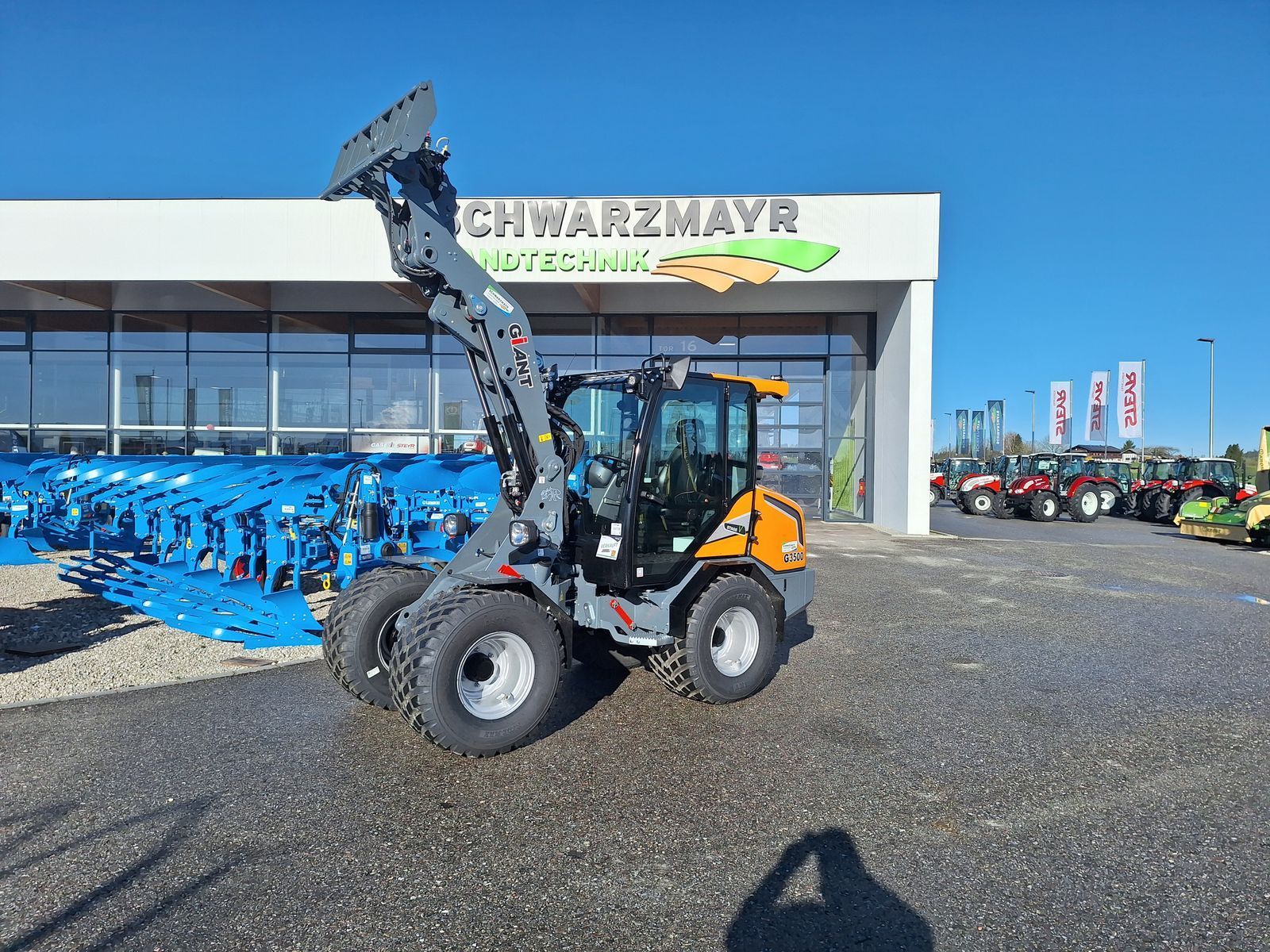 E-FARM: Giant g3500 - Wheel loader - id HEQ8NDE - Year of construction: 2025 - Engine power (HP): 66,Austria