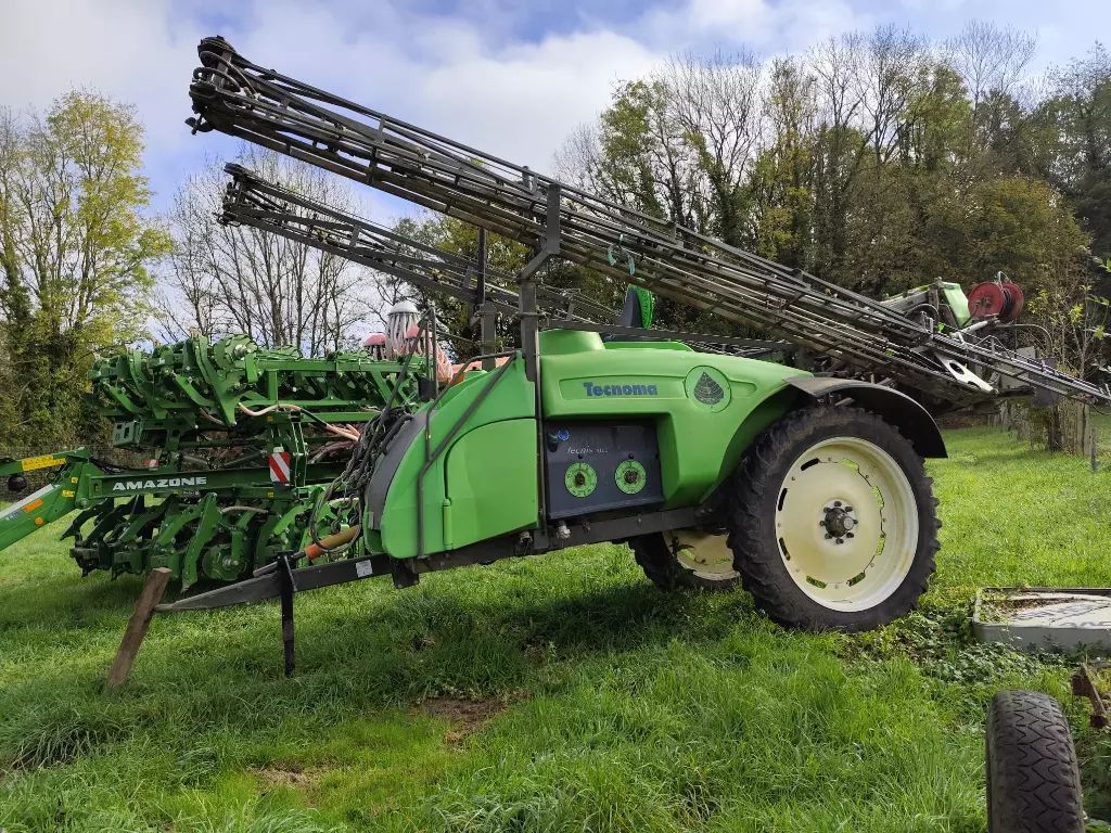 E-FARM: Tecnoma tecnis 3100 - Sprøjte - id APIPYXS - 20.000 € - Produktionsår: 2008 - Frankrig