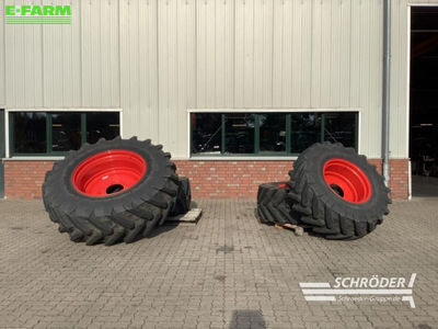 E-FARM: TRELLEBORG vf 600/70 r30 + vf 650/75 r42 - Roată și șenilă - id QHNV1YC - 11.885 EUR - Anul: 2024 - Germania
