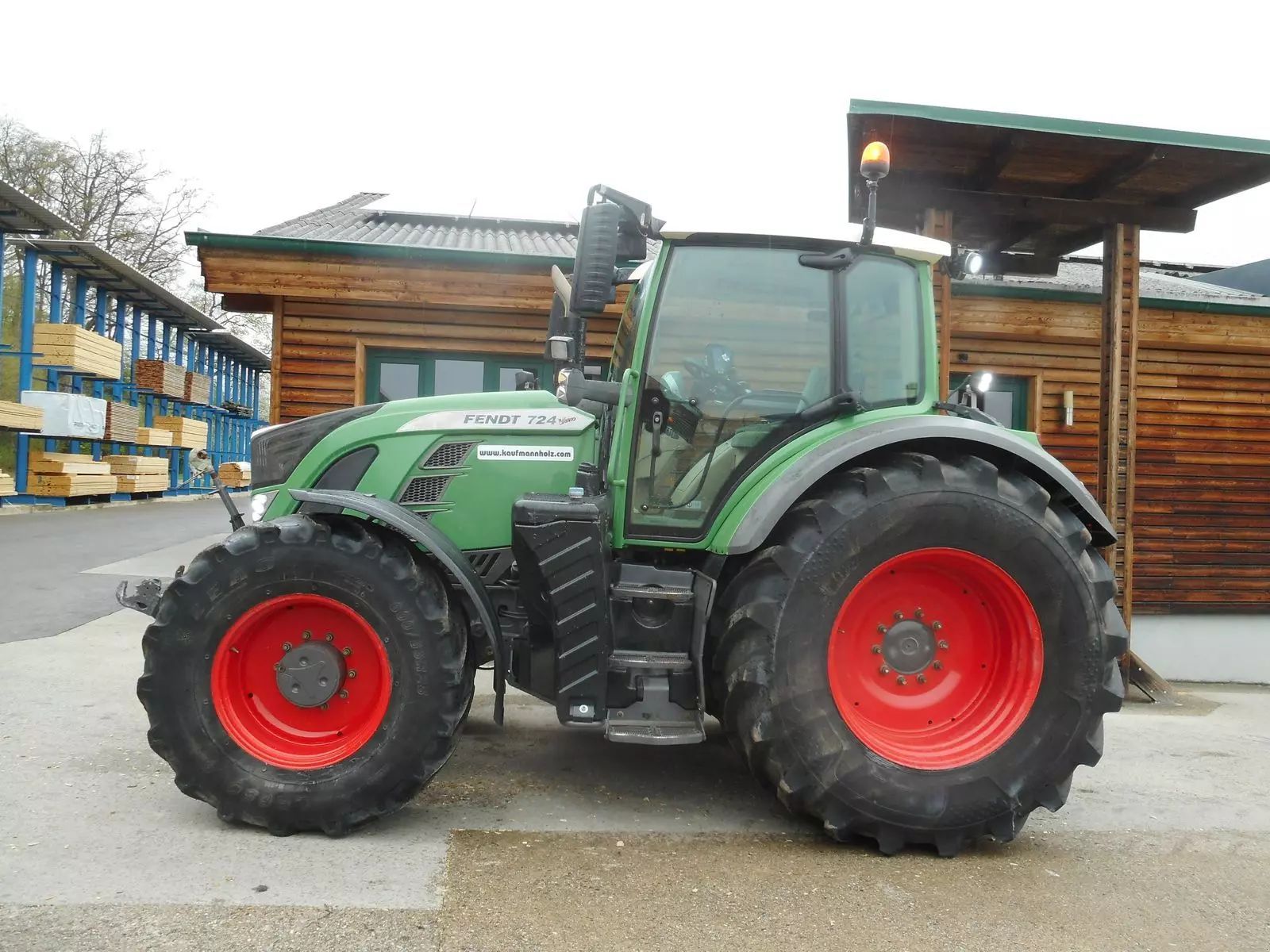 Fendt 724 Vario Traktor 69.900 €