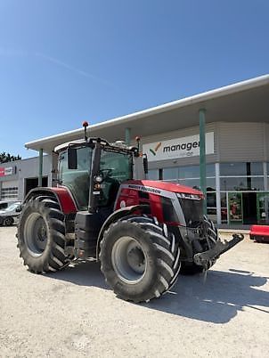 Massey Ferguson 8S.265 Traktor