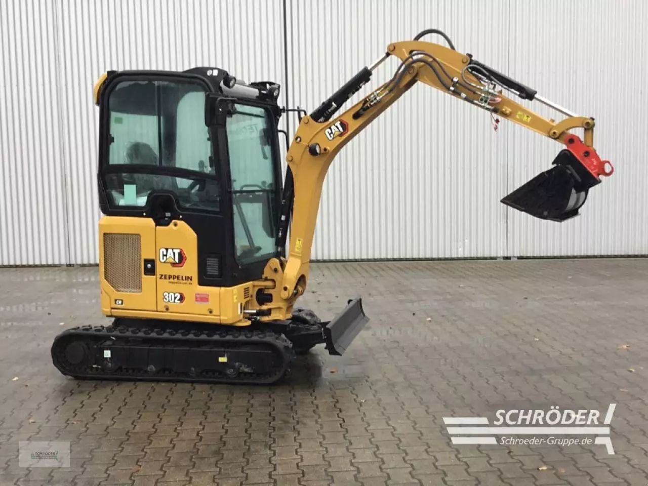E-FARM: Caterpillar 302 cr - Excavadora - id GCYXV2N - 38.000 € - Año: 2022 - Potencia del motor: 21,Alemania