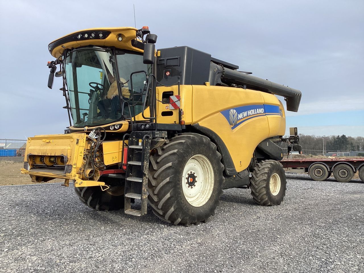 New Holland CX 8.70 Комбайн
