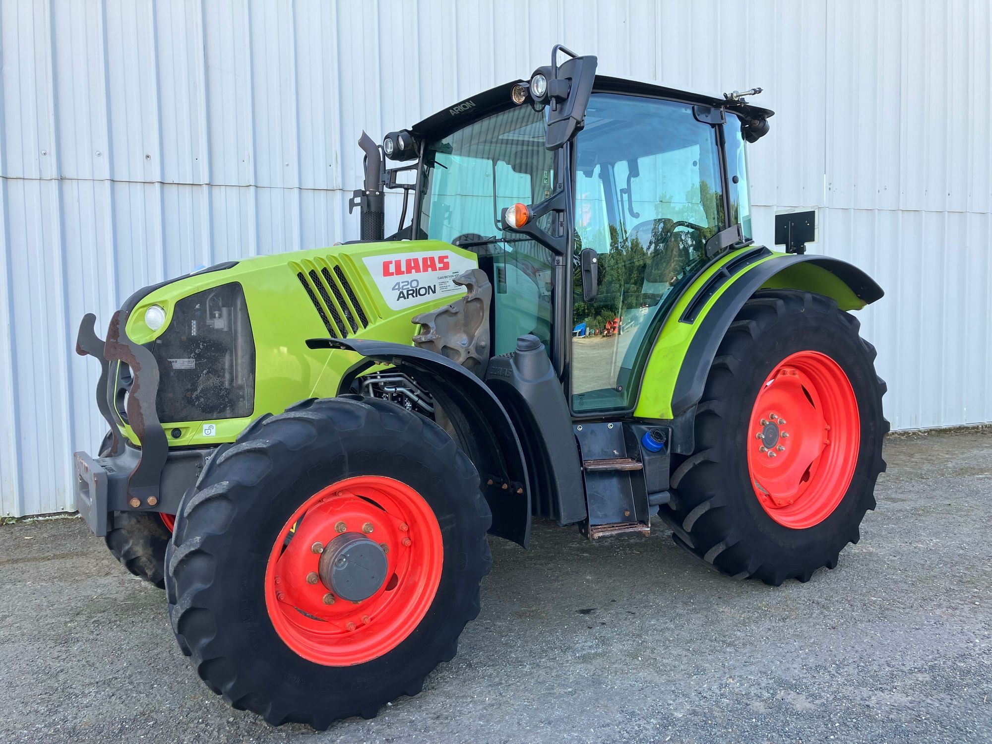 E-FARM: Claas Arion 420 - Tractor - id 2HFIPYQ - €63,000 - Year of construction: 2020 - Engine hours: 2,100,France