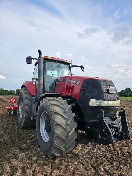 Case IH Magnum 225 Tractor 41.082 €