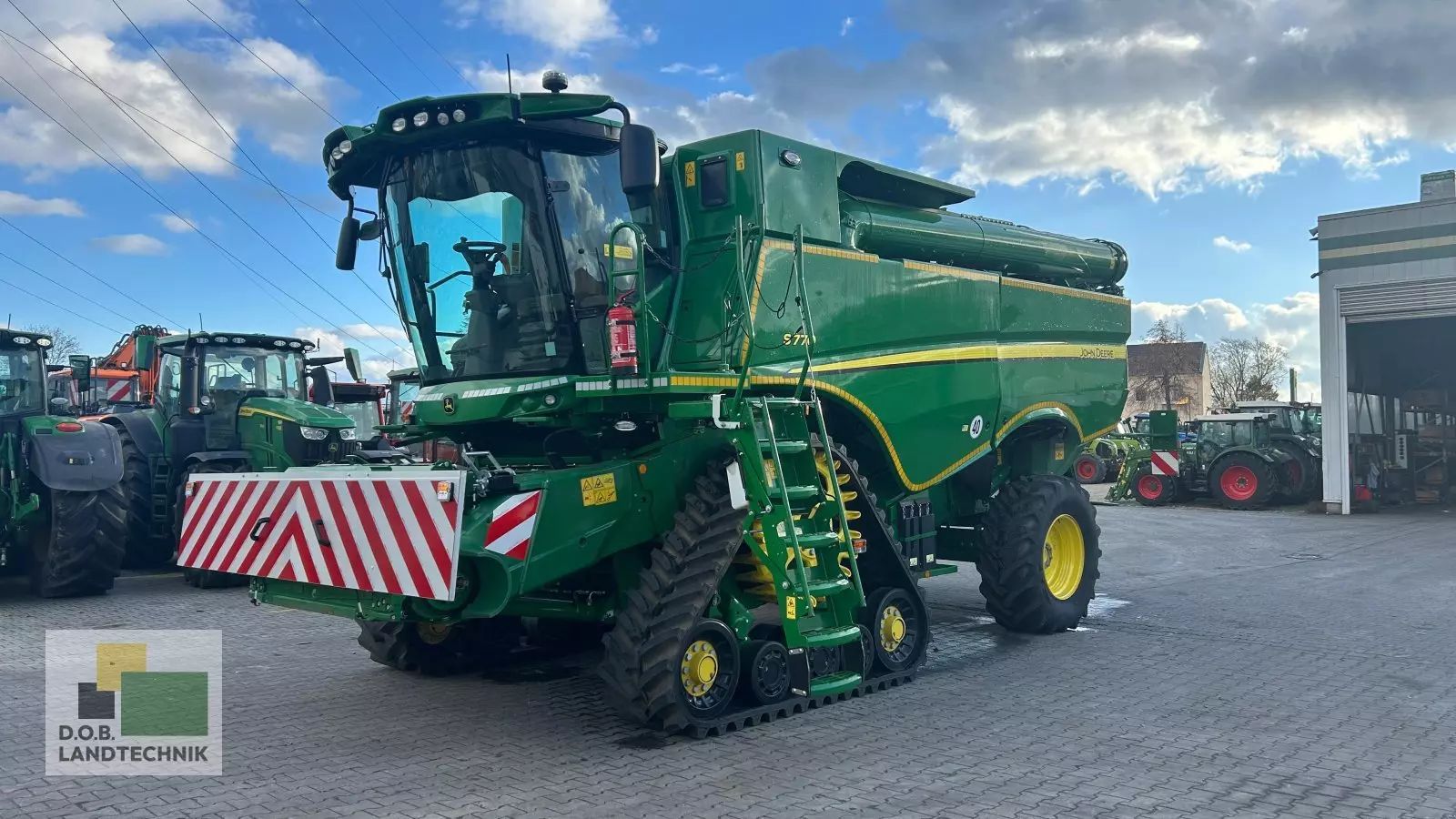 E-FARM: John Deere S770 - Combine harvester - id LDPKDEX - Year of construction: 2023 - Engine hours: 310,Engine power (HP): 455,Germany