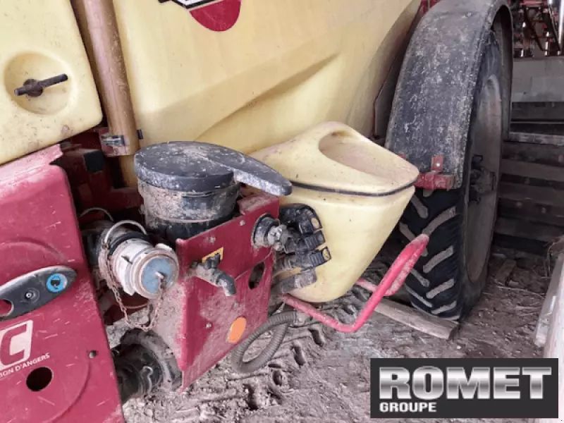 Hardi NAVIGATOR 3000 Pflanzenschutzspritze 14.300 €