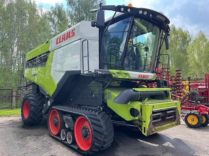 Claas Lexion 7700 Terra Trac Combine harvester €395,000