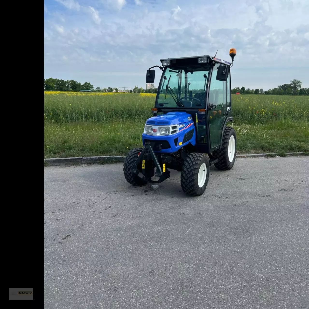 E-FARM: Iseki tm 3217 - Tractor - id ATRJZSL - Año: 2025 - Potencia del motor: 20,Alemania