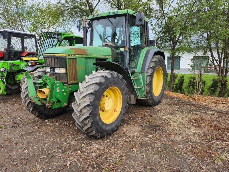 John Deere 6900 tractor €19,900