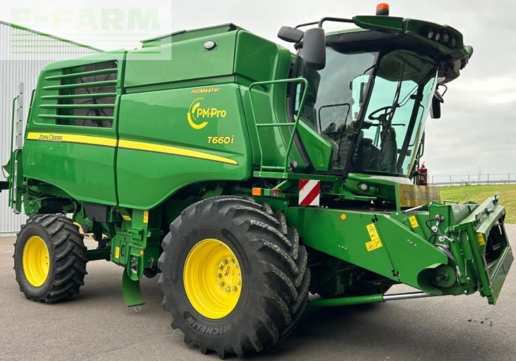 John Deere T 660 HM Combine harvester €235,000