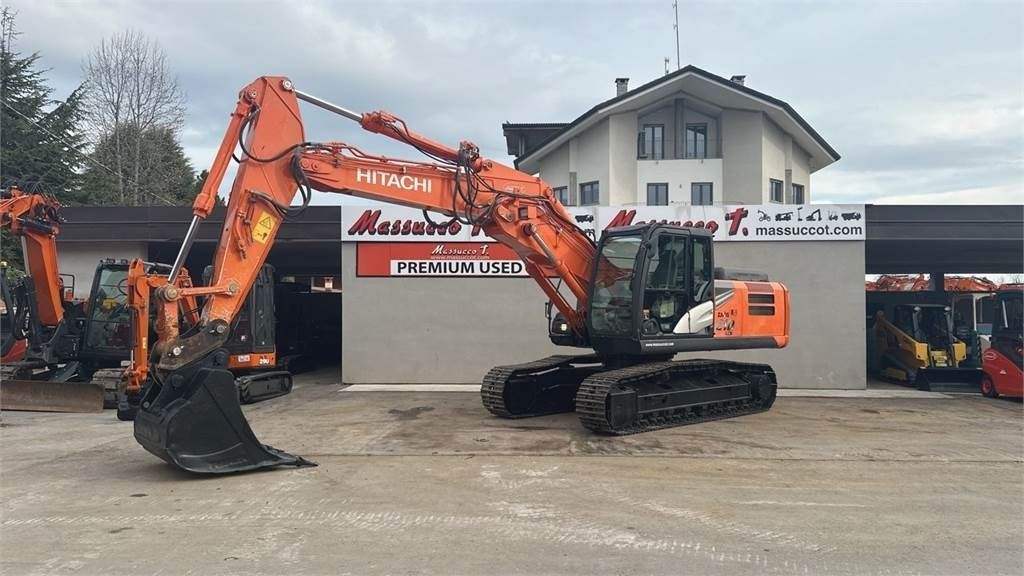 Hitachi zx210lcn-5b Excavadora de orugas 55.000 €