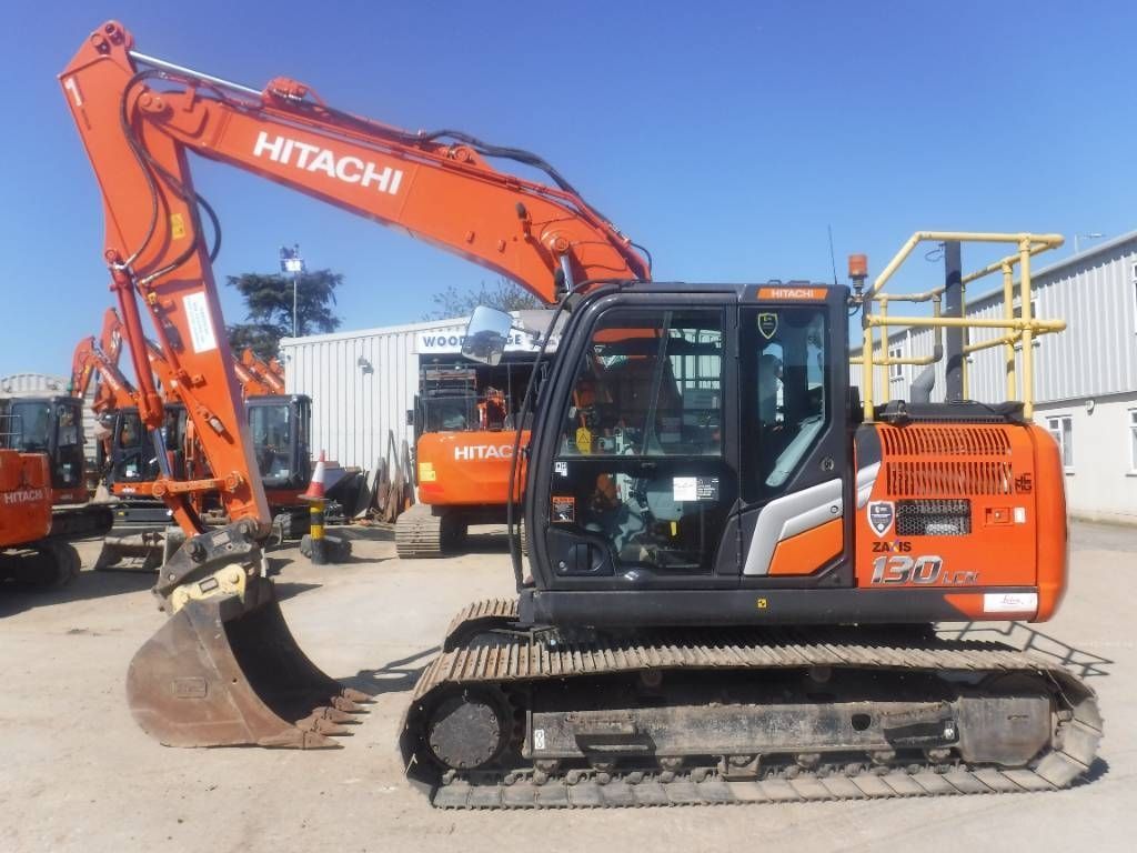 Hitachi zx 130 lc n-7 Koparka gąsienicowa 67 911 €