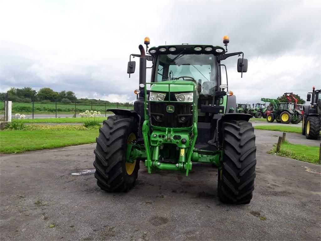 E-FARM: John Deere 6155 R - Tractor - id VNVAKEI - €109,000 - Year of construction: 2020 - Engine hours: 1,256,Engine power (HP): 155,France