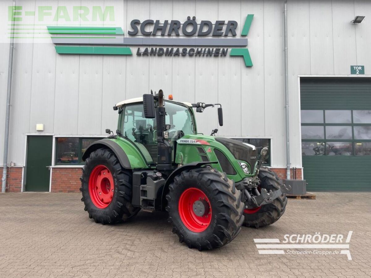 Fendt 724 Vario Profi Plus Tractor €86,885