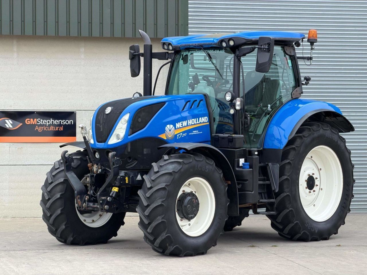 New Holland T7.210 Tractor 69.131 EUR