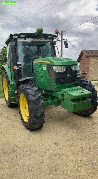 E-FARM: John Deere 6105 R - Tractor - id LZKJXFR - €62,500 - Year of construction: 2015 - Engine hours: 3,200,Engine power (HP): 105,France