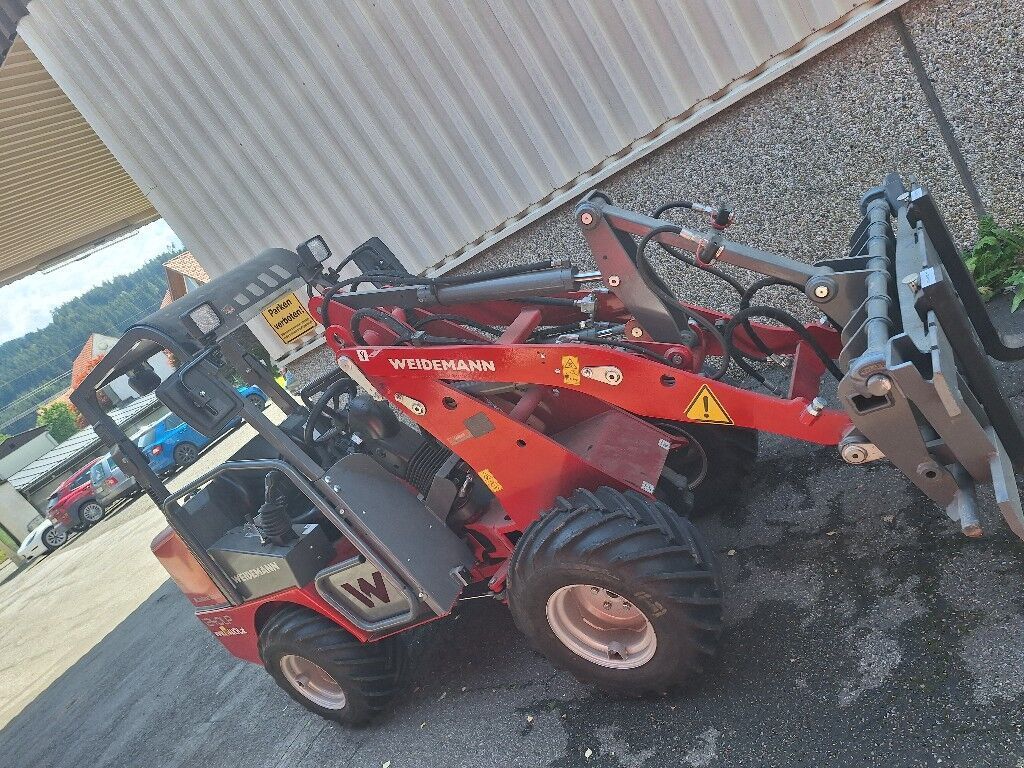 E-FARM: Weidemann 1240 LP - Radlader - id Z6VSB4T - 26.500 € - Baujahr: 2021 - Abgelesene Motorstunden: 140,Motorleistung (PS): 25,Österreich