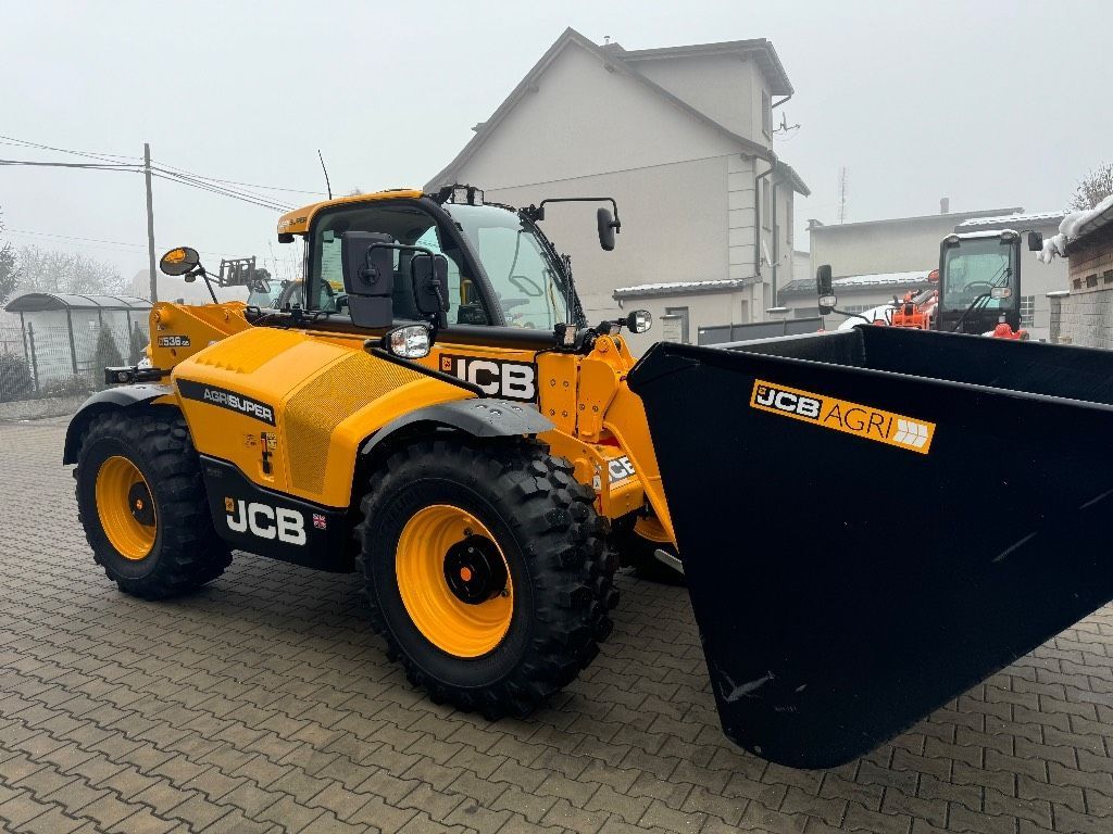 JCB 535-95 AGRI Super Chargeur télescopique  69 271 €