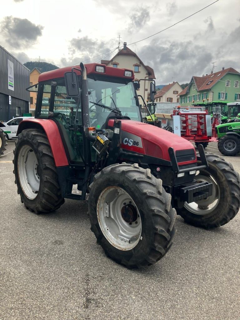 E-FARM: Case IH CS 86 - Traktor - id YYIZPE3 - 26.000 € - Baujahr: 2001 - Abgelesene Motorstunden: 8.250,Motorleistung (PS): 86,Frankreich