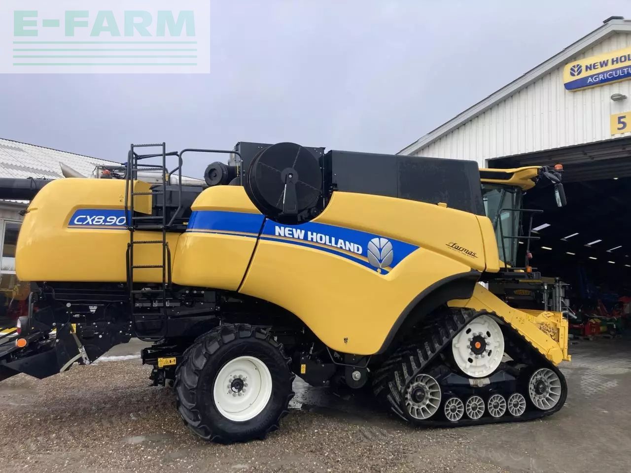 New Holland CX8.90 Tracks Kombájn 267 006 EUR