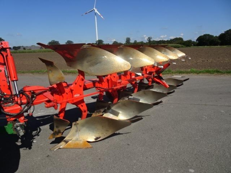 Kuhn Vari-Master 123 5T plough €21,700