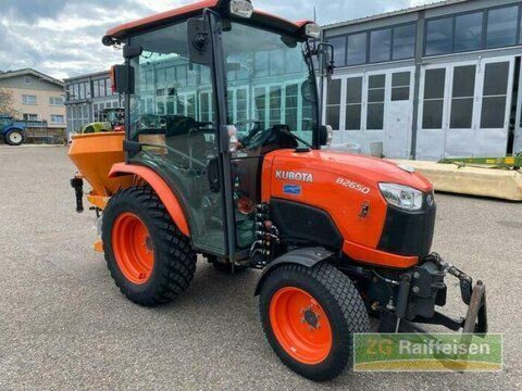 E-FARM: Kubota b2650 - Traktor - id 8KRF5GB - 15.127 € - Baujahr: 2016 - Abgelesene Motorstunden: 805,Motorleistung (PS): 24,Deutschland