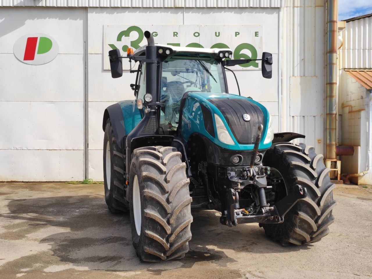E-FARM: New Holland T7.315 HD - Trattore - id PWE6KPK - Anno di costruzione: 2020 - Ore: 5.160,Potenza del motore: 313,Francia