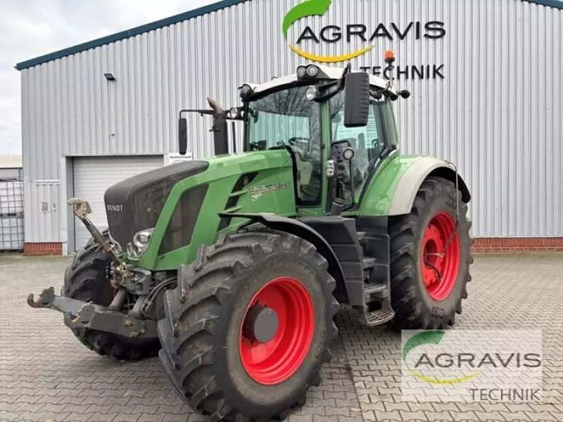 Fendt 826 Vario Tractor €72,900