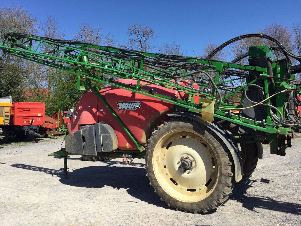 E-FARM: Seguip svx - Sprayer - id WP43UN1 - €7,500 - Year of construction: 2009 - France
