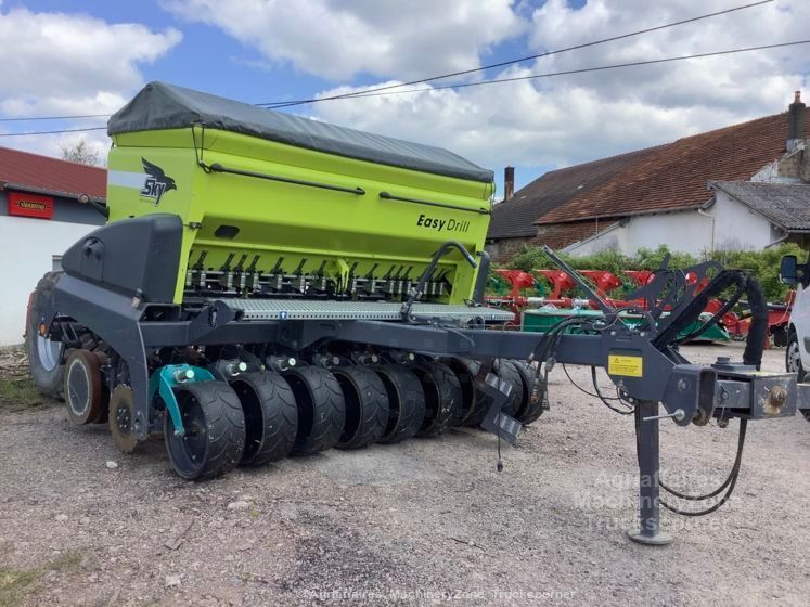 E-FARM: Sky Agriculture easydrill fertisem 3m - Direktsaatmaschine - id 2BUQQBS - 38.000 € - Baujahr: 2015 - Frankreich