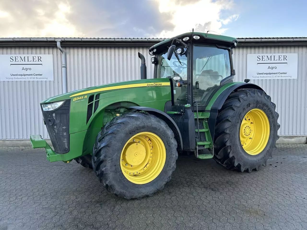 John Deere 8345 R Trattore 97.043 €