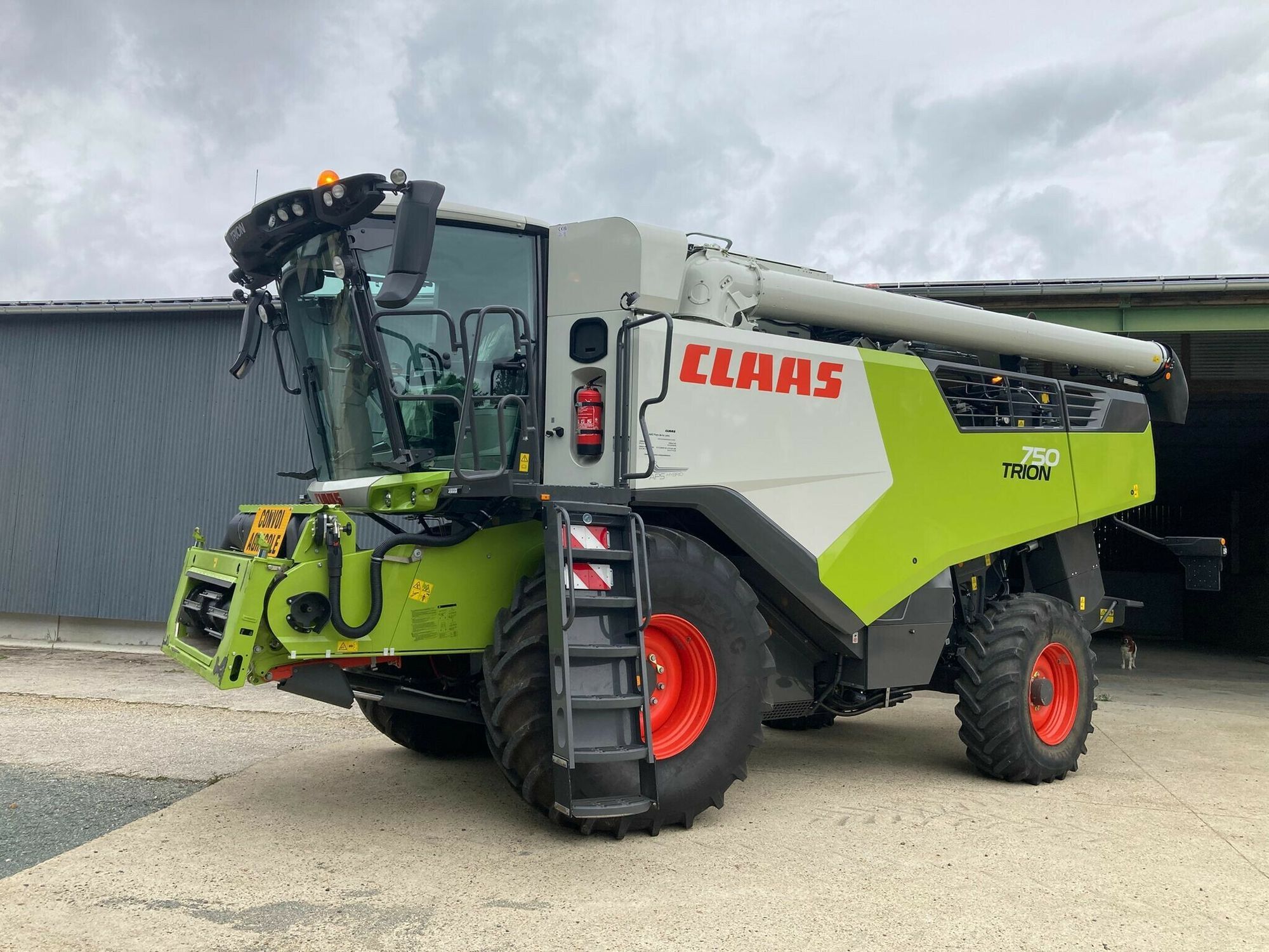 Claas Trion 750 Combine harvester €258,000