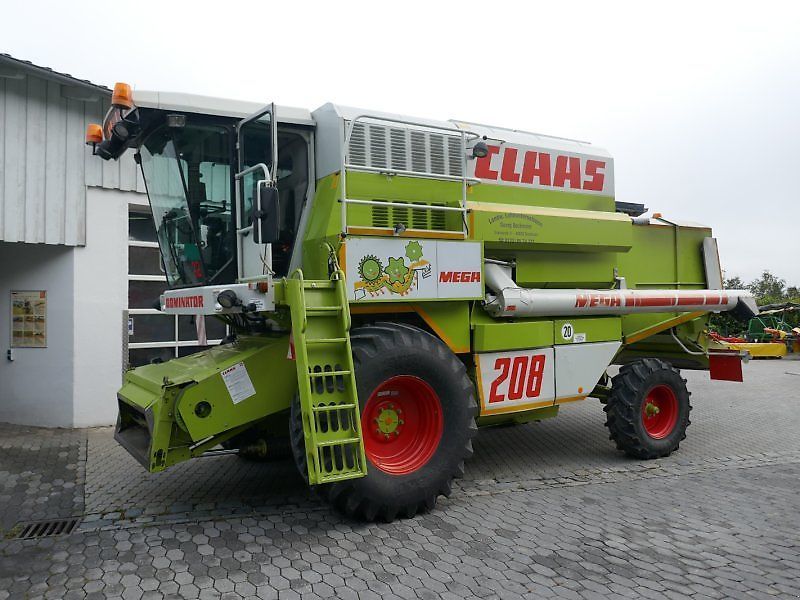 E-FARM: Claas Dominator 208 Mega - Mähdrescher - id GES1BRX - 49.500 € - Baujahr: 1993 - Abgelesene Motorstunden: 3.326,Motorleistung (PS): 235,Deutschland