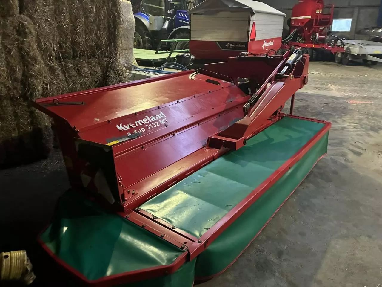 Kverneland 3132mt crimper profi Mower €7,896