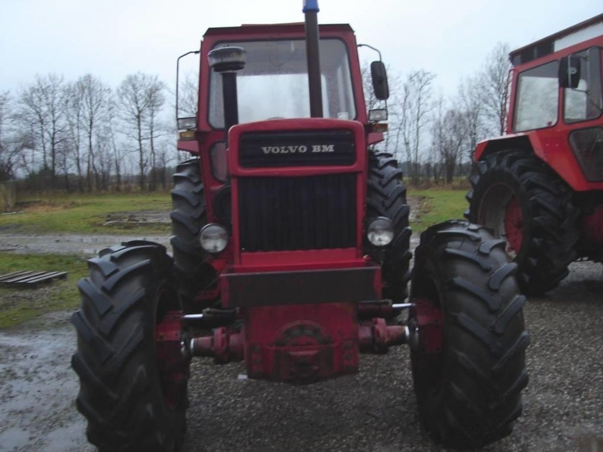 Volvo BM T814 - Traktor - 1977 - 136 PS | E-FARM.COM