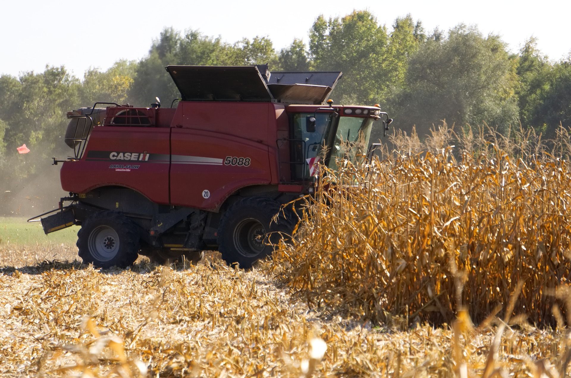 farming usa 2 case ih combine