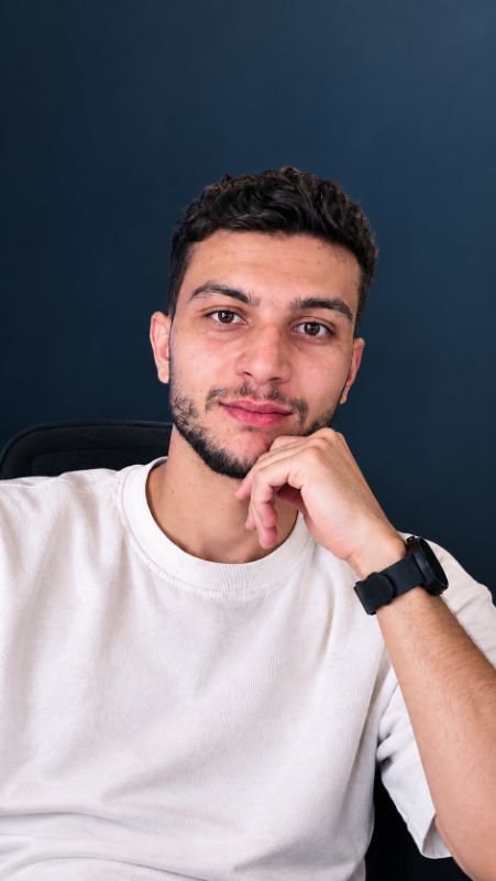 سالم رزق في العمل