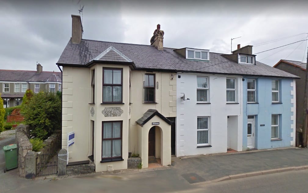 Chwilog Post Office
