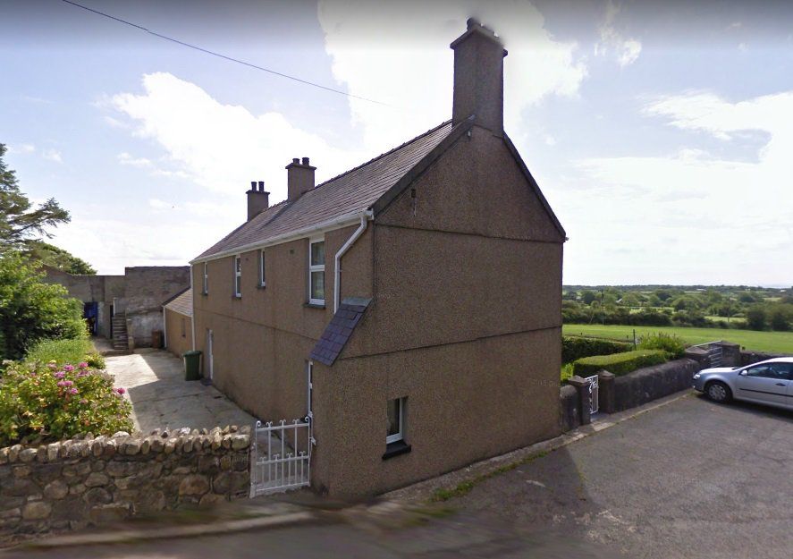 Llithfaen Mobile Service Post Office