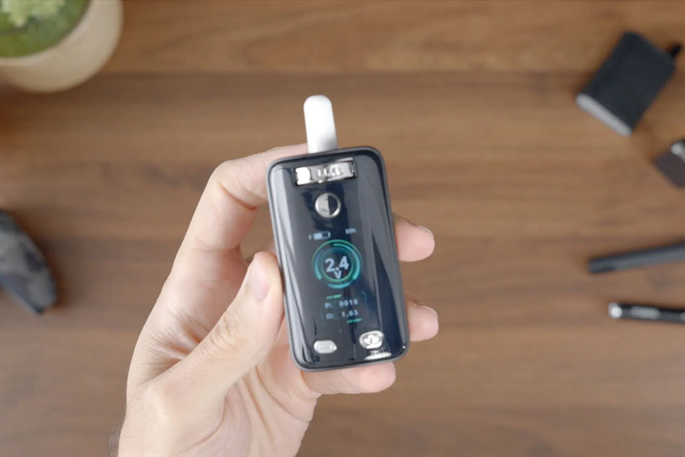 variable voltage 510 battery in use