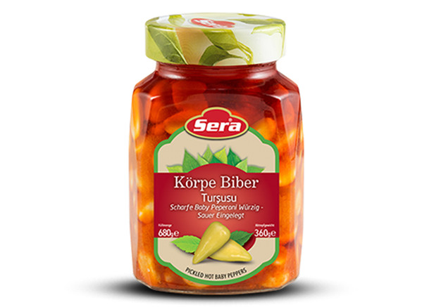 Sera Scharfe Peperoni in Tomatensosse - Soslu Körpe Biber 680g