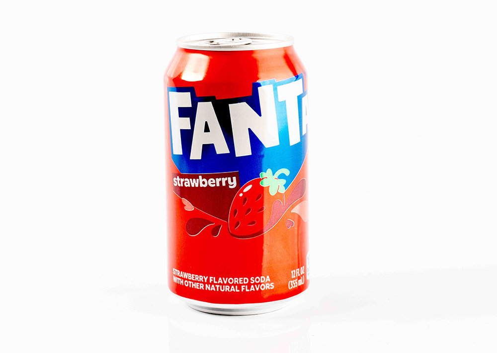 Fanta Strawberry- Çilek Aromalı Gazlı İçecek 355 ml
