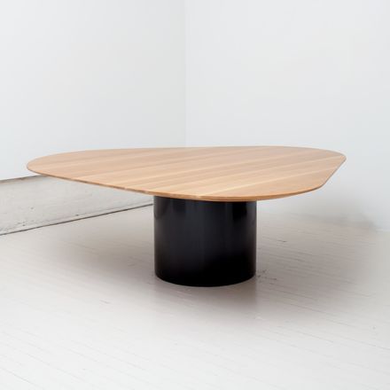 Amorfa Triangular Dining Table by Arthur Casas