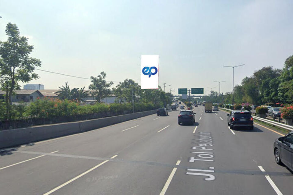 Tol Sedyatmo KM 18+500, Jakarta Utara