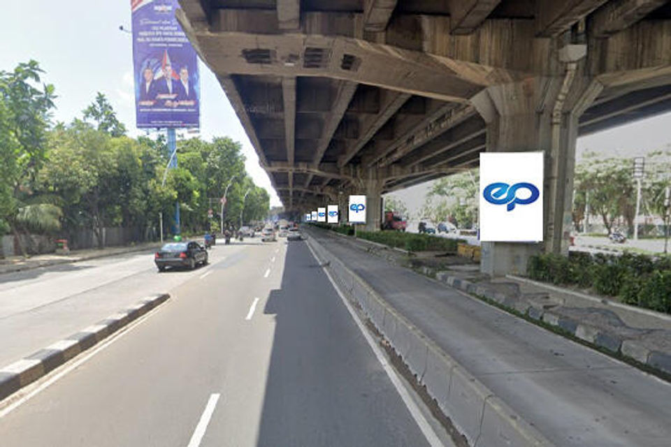 Depan Mal Artha Gading - Auto 2000 Yos Sudarso (Tiang Bawah Tol)