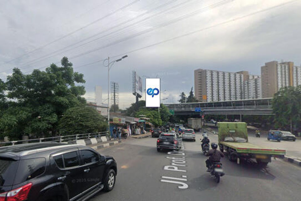 Jl. Prof. Dr. Latumenten (Season City), Jakarta Barat